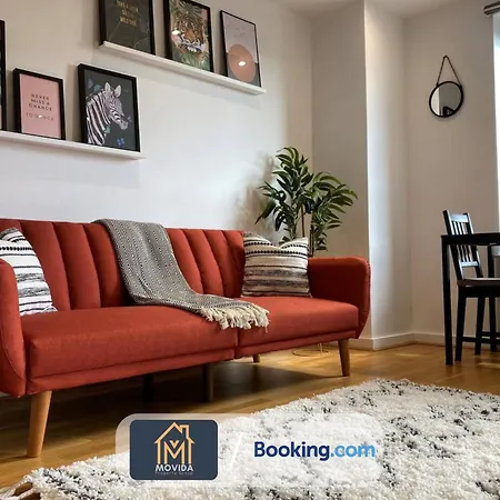 Apartment Stylish One Bedroom By Movida Group Short Lets & Serviced *