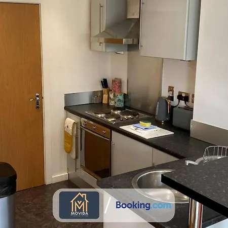 Stylish One Bedroom By Movida Group Short Lets & Serviced *
