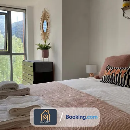 Stylish One Bedroom By Movida Group Short Lets & Serviced Apartment